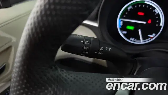 Toyota Sienna 2023 — Photo 22/35