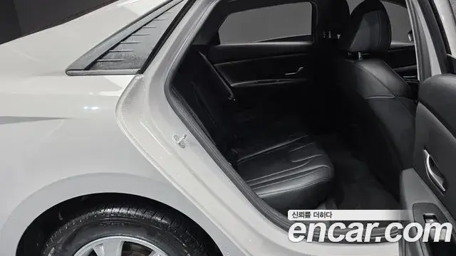 Hyundai Avante 2021 — Фото 11/20