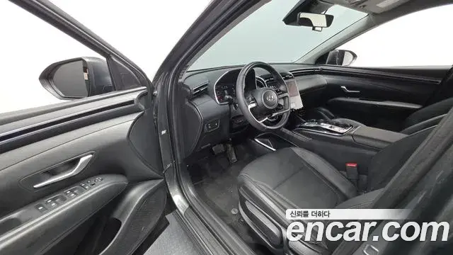 Hyundai The New Tucson 2023 — Фото 9/20