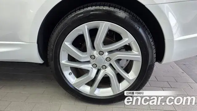 Land Rover Range Rover Sport 2020 — Şəkil 26/33