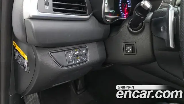 Genesis G70 2020 — Photo 21/35