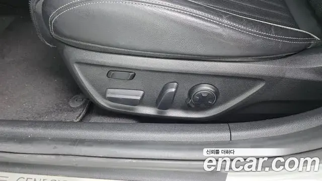 Genesis G70 2020 — Photo 35/35