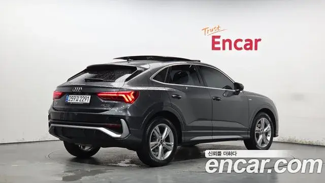 Audi Q3 2023 — Фото 2/20