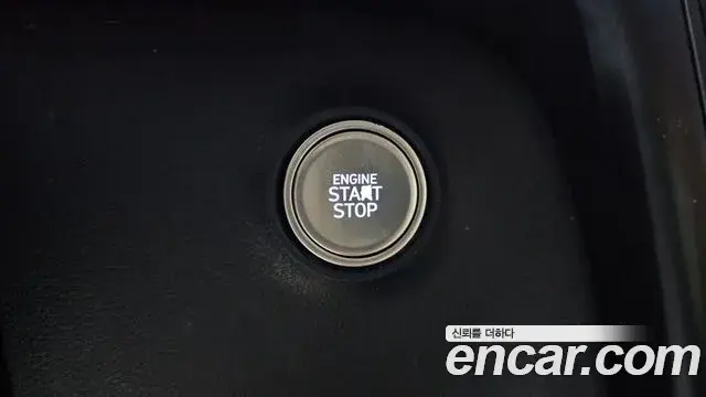 Hyundai Staria 2021 — Photo 16/20