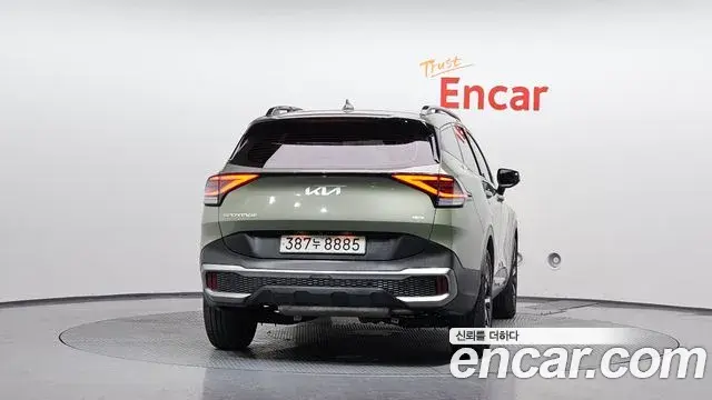 Kia Sportage 2023 — Фото 4/20