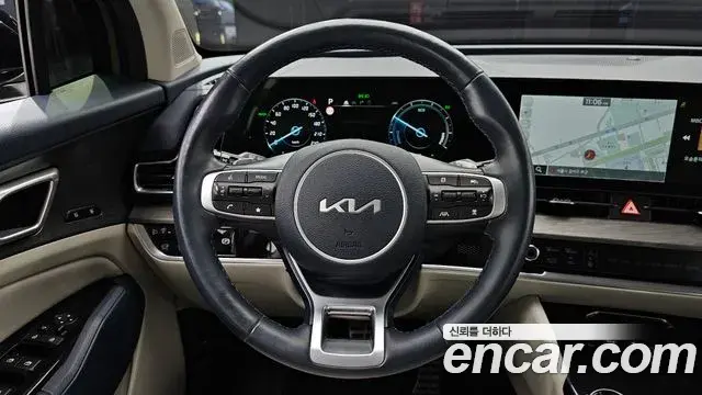 Kia Sportage 2023 — Фото 13/20