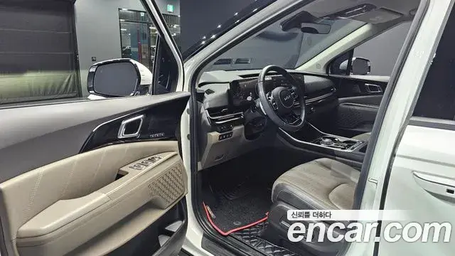 Kia Carnival 2024 — Фото 10/20