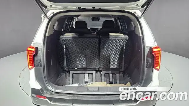 Kia Carnival 2024 — Photo 2/36