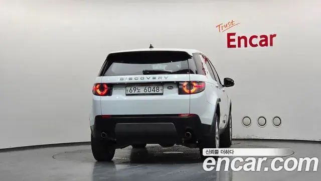 Land Rover Discovery Sport 2019 — Фото 4/20