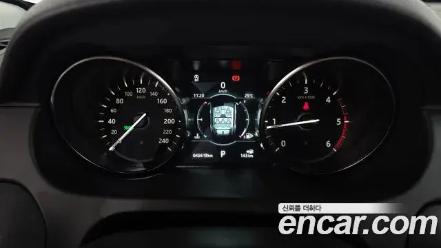 Land Rover Discovery Sport 2019 — Фото 8/20