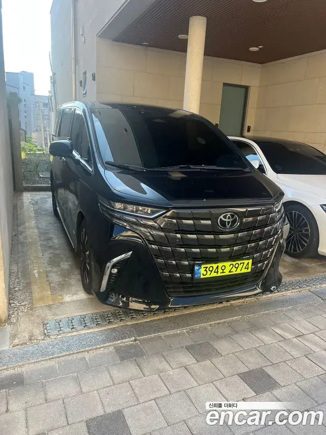 Toyota Alphard 2025 — Şəkil 1/19