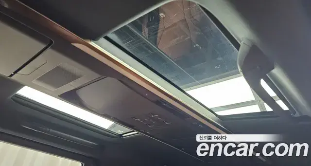 Toyota Alphard 2025 — Şəkil 16/19
