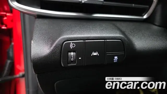 Hyundai Avante 2021 — Photo 19/20