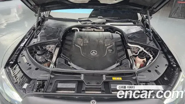 Mercedes-Benz S-Class 2021 — Фото 6/20