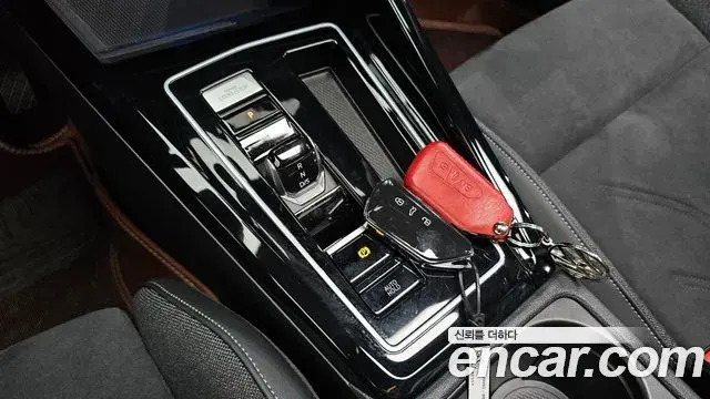 Volkswagen Golf 2026 — Şəkil 28/33