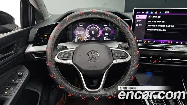 Volkswagen Golf 2026 — Şəkil 10/33
