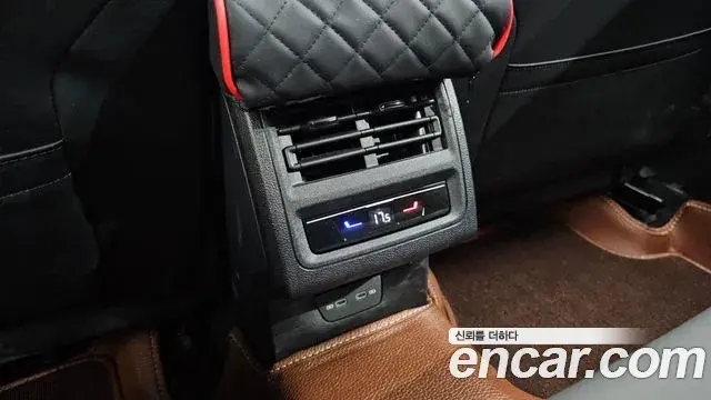 Volkswagen Golf 2026 — Şəkil 31/33