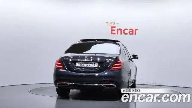 Mercedes-Benz S-Class 2018 — Photo 4/20