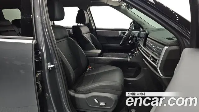 Hyundai Santa Fe 2025 — Фото 10/20
