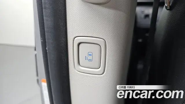 Hyundai Staria 2022 — ფოტო 20/20
