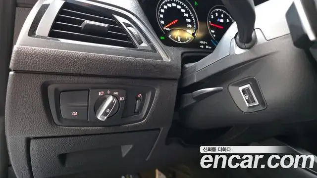 BMW M2 2018 — Şəkil 16/20