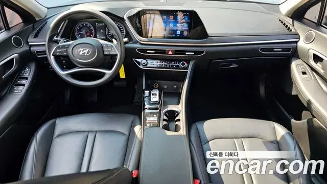 Hyundai Sonata 2022 — Фото 7/20