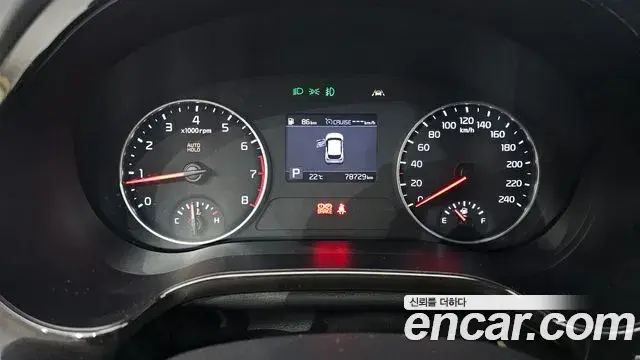 Kia Seltos 2021 — Фото 8/20