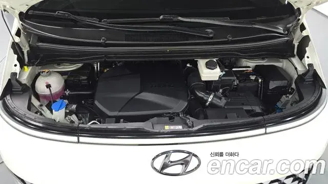Hyundai Staria 2021 — Photo 6/20