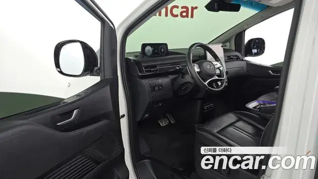 Hyundai Staria 2021 — Photo 10/20