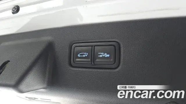 Hyundai Staria 2021 — Photo 20/20