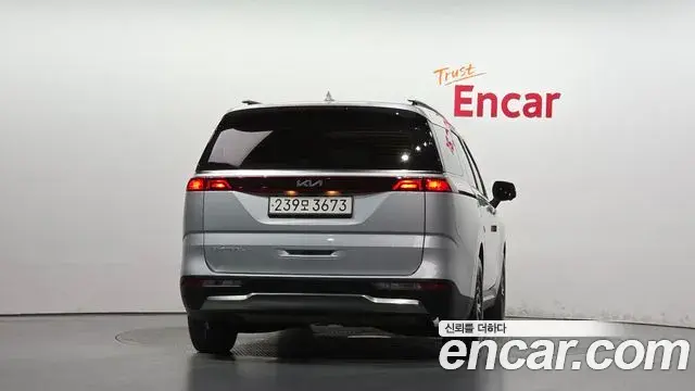 Kia Carnival 2021 — Фото 4/20