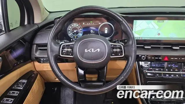 Kia Carnival 2021 — Фото 13/20