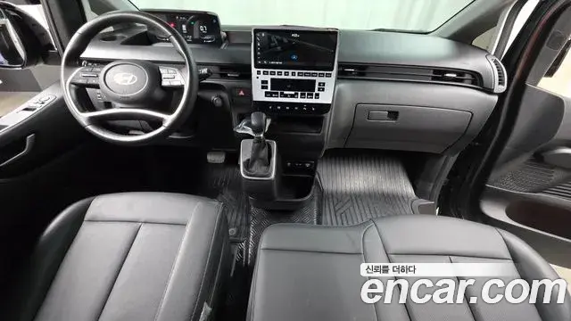 Hyundai Staria 2025 — Фото 7/20