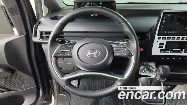 Hyundai Staria 2025 — Фото 14/20