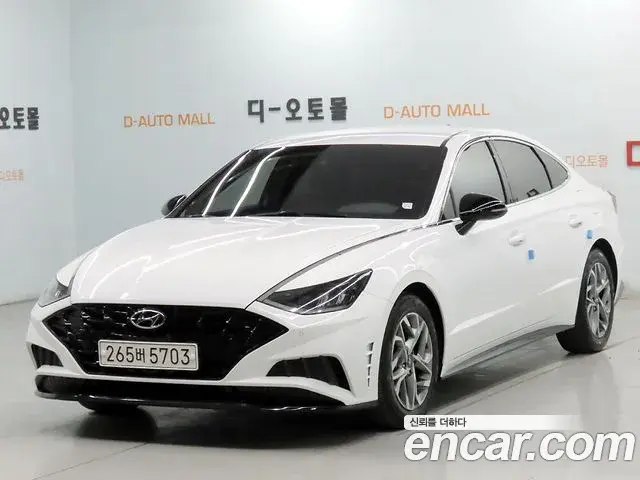 Hyundai Sonata 2022 — Фото 10/20