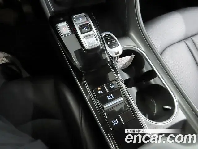 Hyundai Sonata 2022 — Фото 8/20