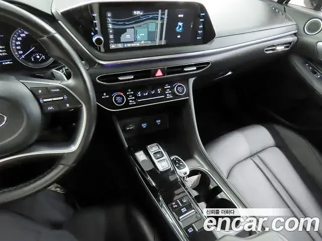 Hyundai Sonata 2022 — Фото 13/20