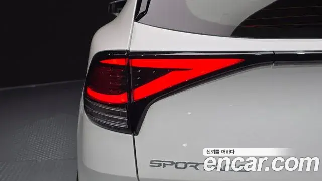Kia Sportage 2024 — Photo 16/36
