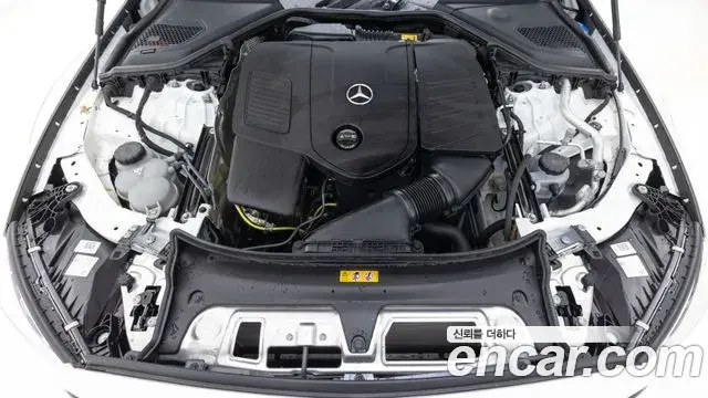 Mercedes-Benz E-Class 2026 — Photo 5/20