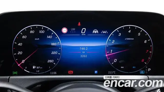 Mercedes-Benz E-Class 2026 — Photo 7/20