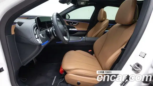 Mercedes-Benz E-Class 2026 — Photo 14/20