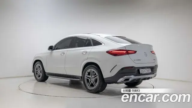 Mercedes-Benz GLE-Class 2026 — Фото 1/19