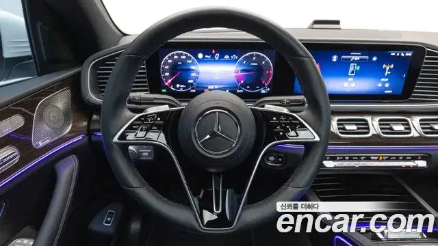 Mercedes-Benz GLE-Class 2026 — Фото 18/19