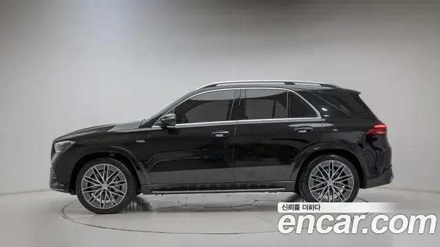 Mercedes-Benz GLE-Class 2025 — Фото 3/16