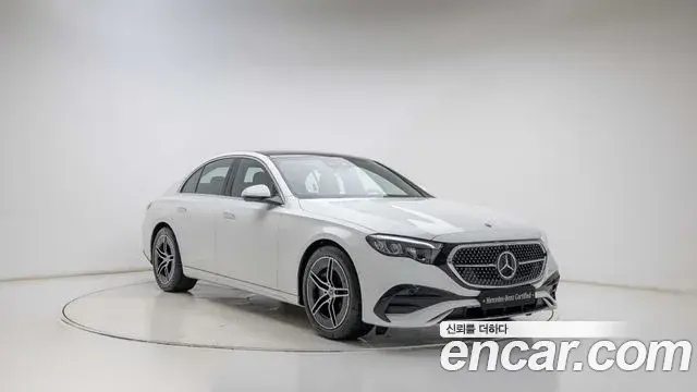 Mercedes-Benz E-Class 2025 — Фото 1/18