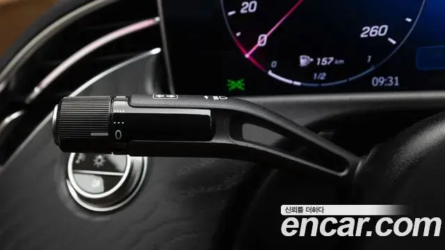 Mercedes-Benz E-Class 2025 — Фото 15/18