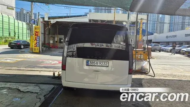 Hyundai Staria 2024 — Фото 3/20
