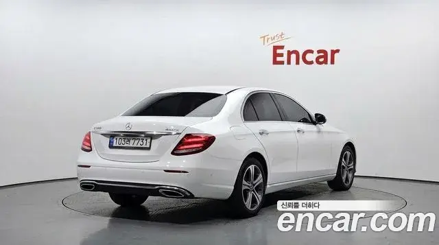 Mercedes-Benz E-Class 2018 — Фото 2/20