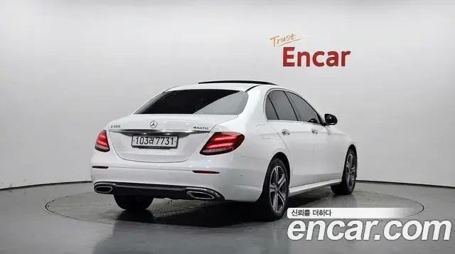 Mercedes-Benz E-Class 2018 — Фото 4/20