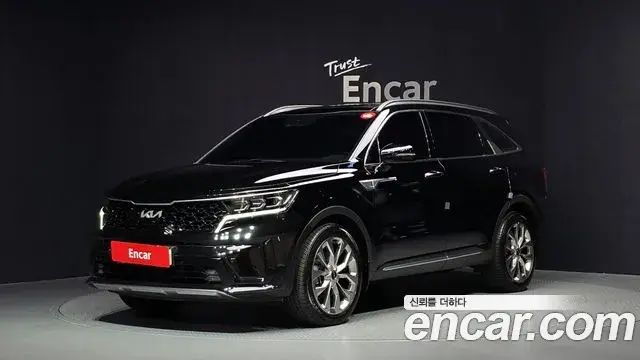 Kia Sorento 2023 — Фото 1/20